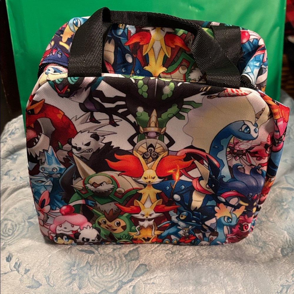 Pokémon Print Lunch Bag - Picture 3 of 3